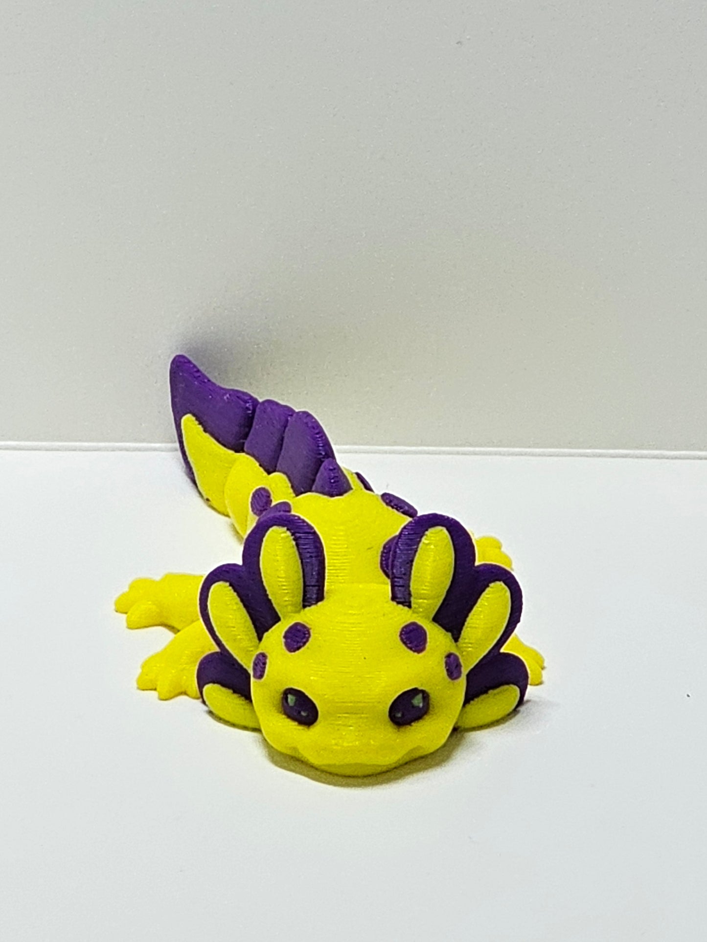 Baby Split Articulated Axolotl Figure